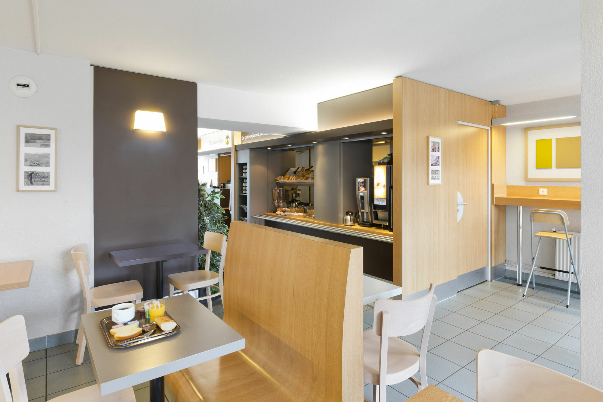 B&B Hotel Angers 1 Beaucouzé Exteriör bild