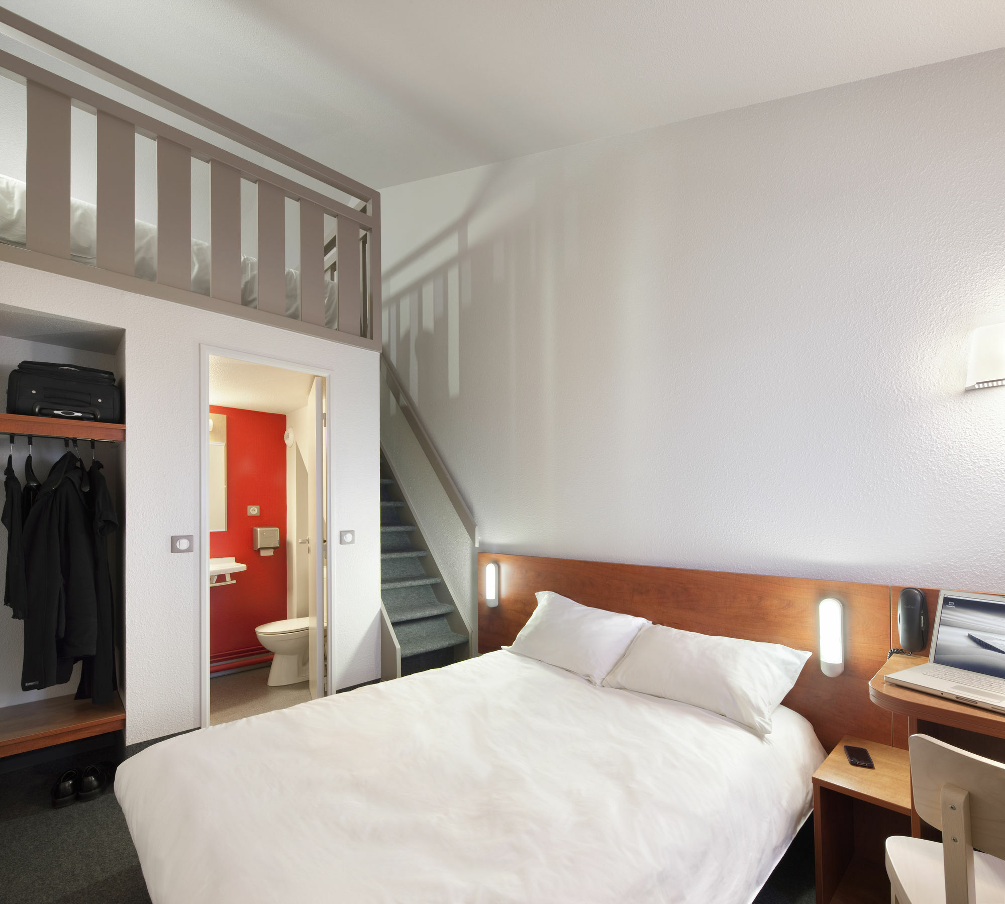 B&B Hotel Angers 1 Beaucouzé Exteriör bild